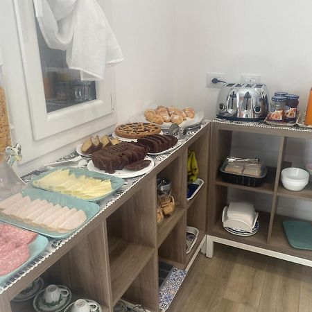 Maryam23 Bed & Breakfast Syracuse Ngoại thất bức ảnh