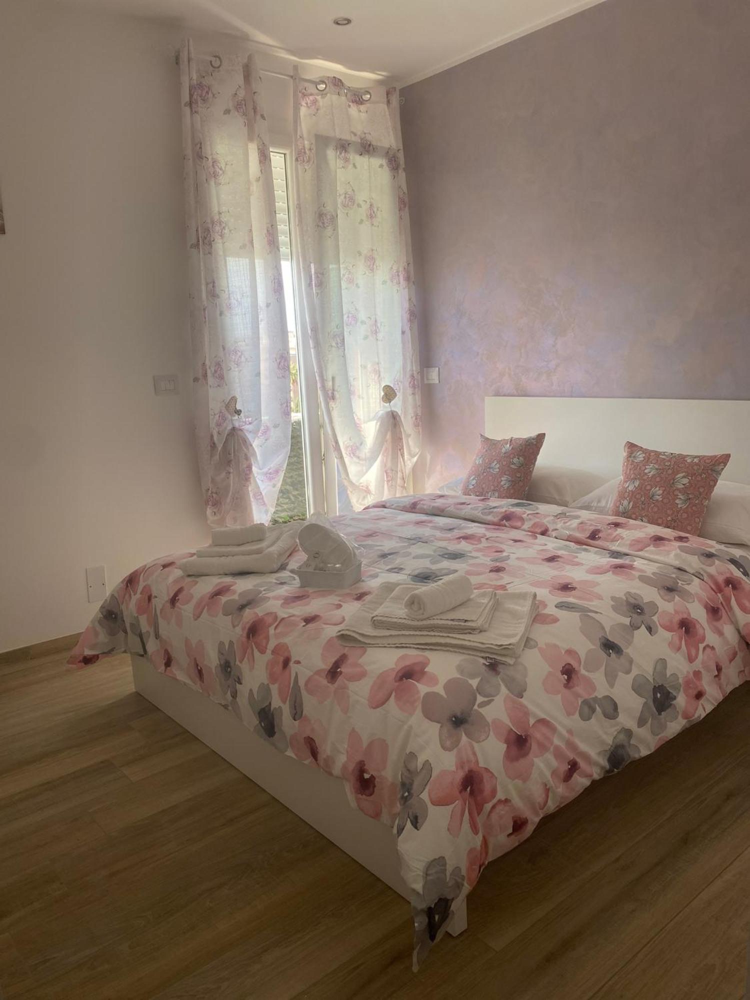 Maryam23 Bed & Breakfast Syracuse Ngoại thất bức ảnh