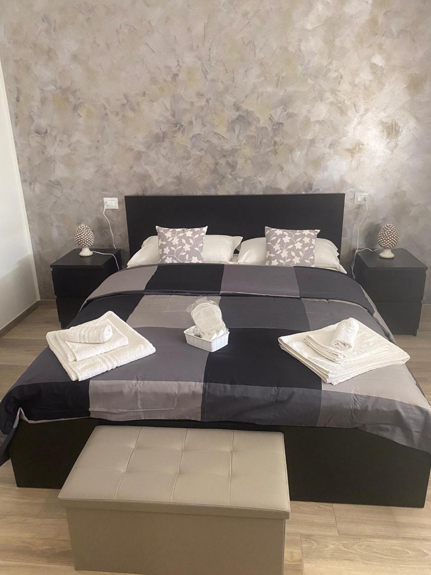 Maryam23 Bed & Breakfast Syracuse Ngoại thất bức ảnh