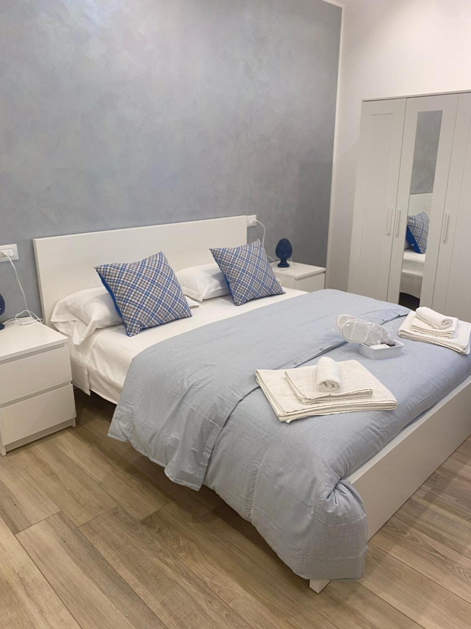 Maryam23 Bed & Breakfast Syracuse Ngoại thất bức ảnh